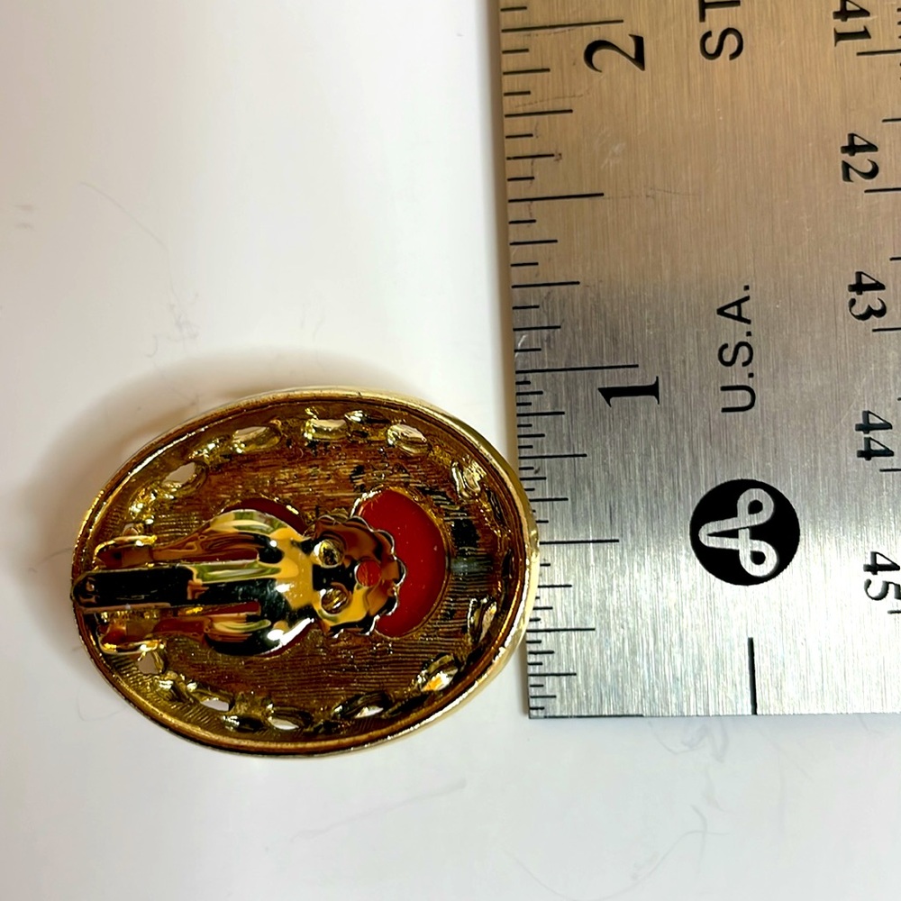 Vintage Red Lucite Panel Bracelet and Matching Clip Earrings Jewelry Set - Picture 10 of 10